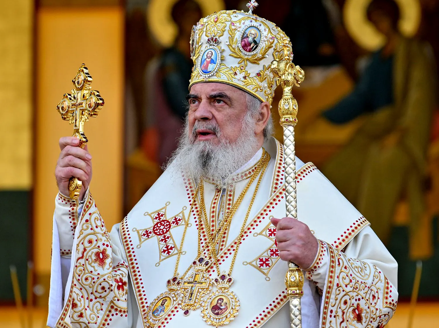 Fiica fostei jurnaliste Elena Lasconi, atac dur la Patriarhul Daniel. „Satana ăla de Preafericit…”