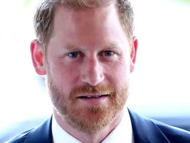 Prințul Harry își pune verișoarele la adăpost în scandalul Epstein. Sunt fetele unchiului Andrew