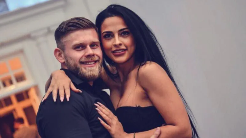 Concurenta Ema de la Insula Iubirii, anunț în lacrimi. Ce se întâmplă cu ea și soțul ei, Răzvan