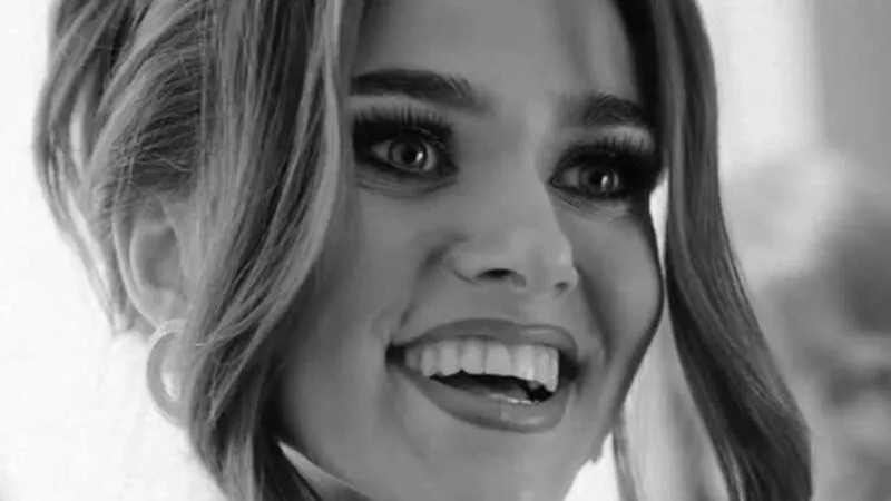 Theo Rose, amintiri de la „Mamaia copiilor”. Îndemnată să cânte muzică ușoară de un titan al televiziunii