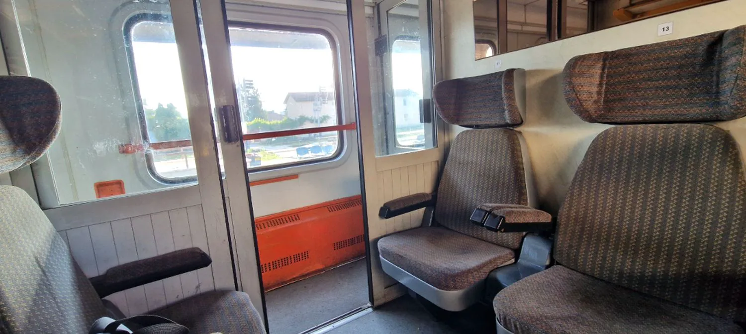 Bancuri. Ioane, unghe te gați așe? Mărie, mă duc Ia Cluj, să beu o pălincă. Leșini de râs ce urmează