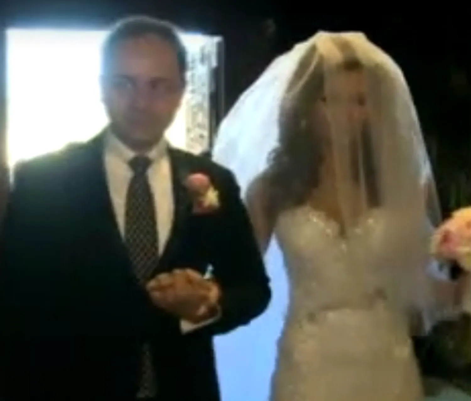 Fiul lui Cristian Popescu Piedone le dă peste nas cârcotașilor. Cât costă de fapt pantofii primarului sectorului 5