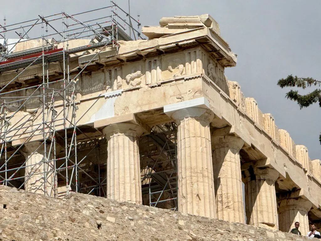 Atenție dacă mergeți în Grecia în vacanță! Reguli noi, interdicții și amenzi pentru turiști