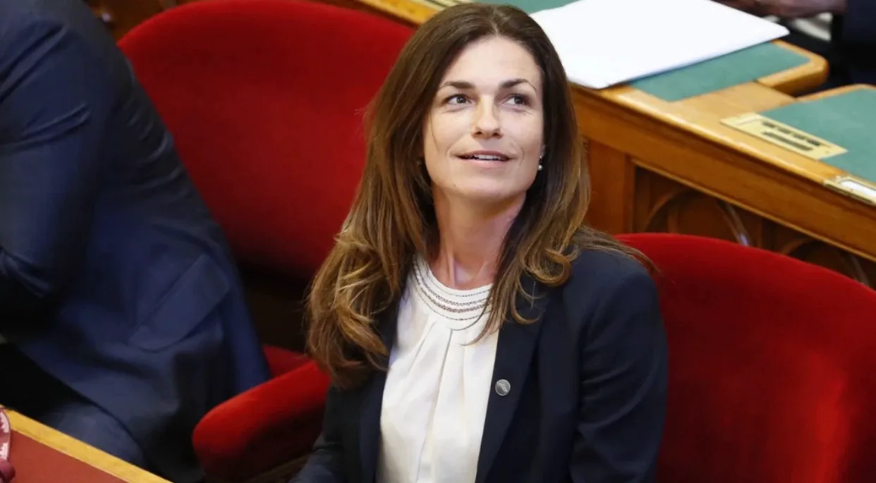 Dan Andronic desumflă „bula bucuriei” după alegerile din Ungaria. Peter Magyar nu e mai bun ca Viktor Orban 3 Dan Andronic desumflă „bula bucuriei” după alegerile din Ungaria. Peter Magyar nu e mai bun ca Viktor Orban