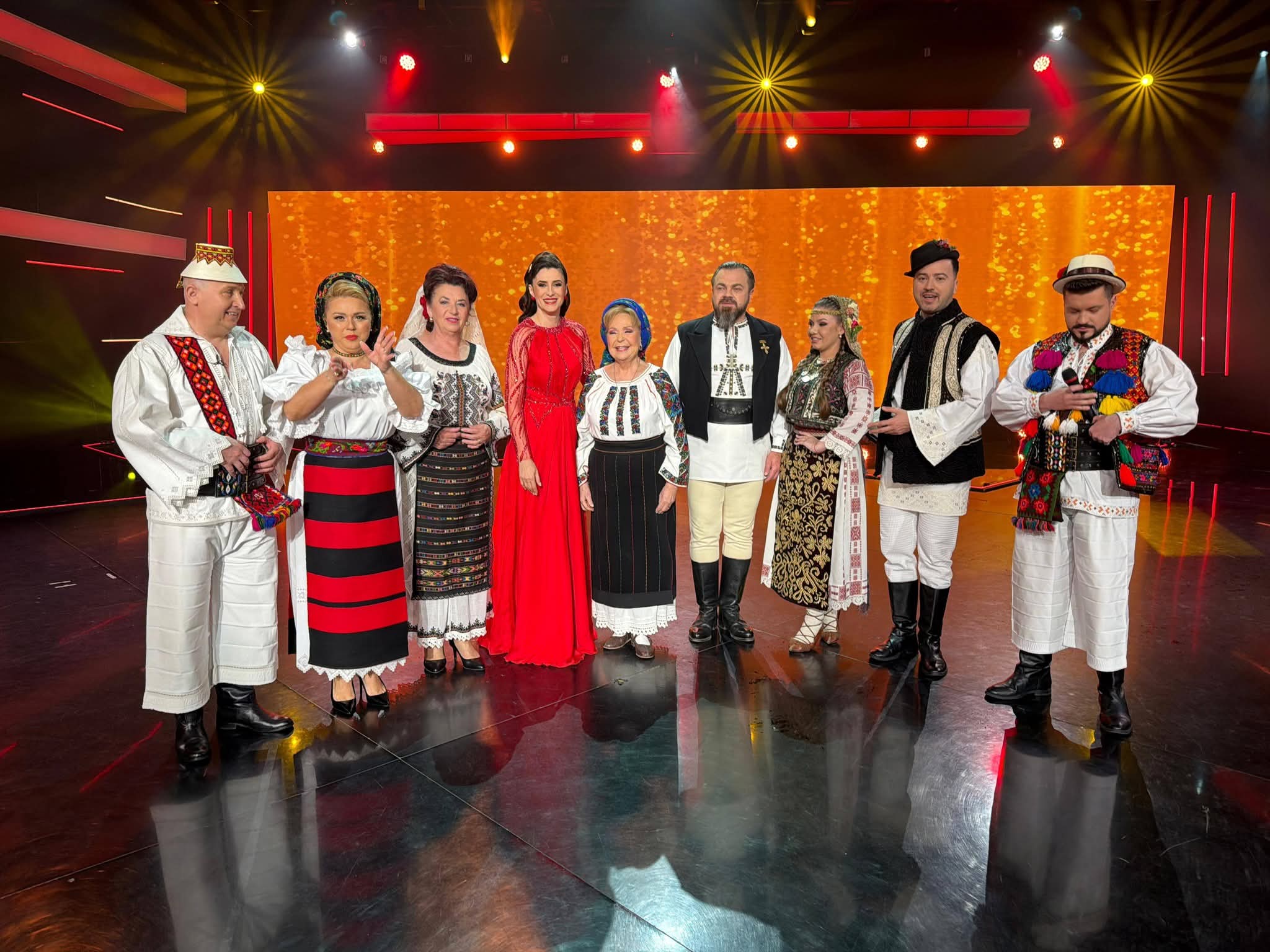 Ediții speciale de Paște la TVR. Emisiunile cu tradiții încep din Vinerea Mare 2 Petrecere cu cântec la televiziunea publică