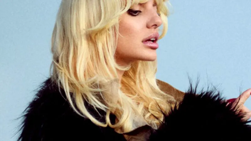 Alexandra Stan, val de nostalgie înainte de a deveni mamă. Imagini rare de când era ea însăși un copil