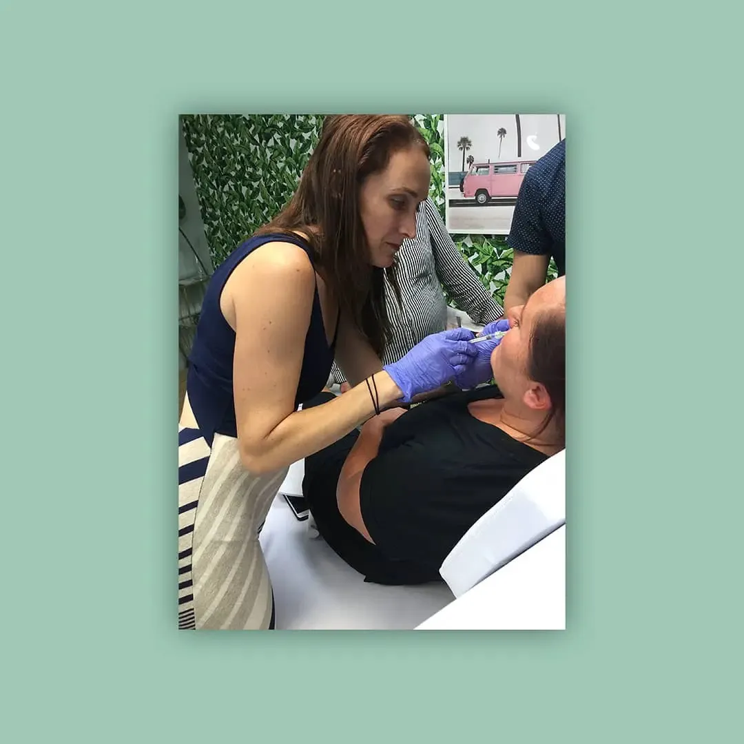 Caz șocant la Urgențe. Doctoriță, acuzată că venea drogată și beată la spital 