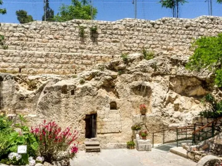 Biserica din Lida, locul care adăpostește lanțul folosit pentru a-l lega pe Sfântul Gheorghe. Ritualul care schimbă viețile pelerinilor