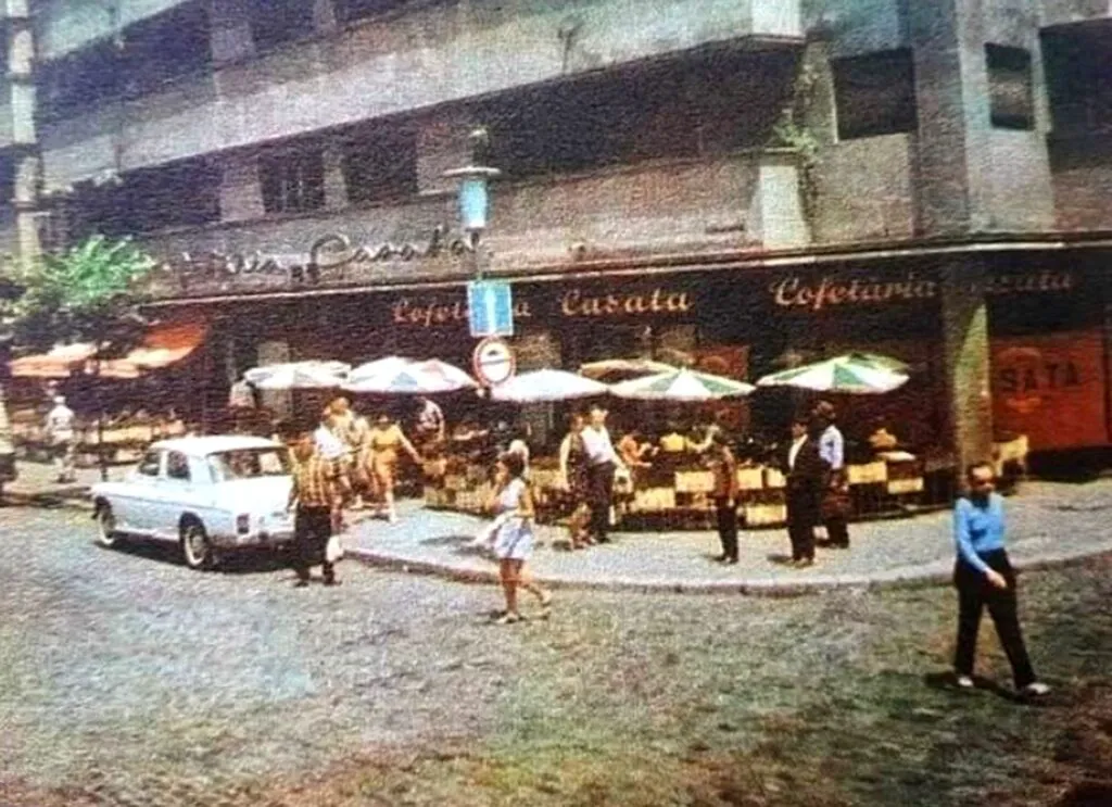 Celebra cofetărie Casata, locul unde Bucureștiul anilor ’70 își dădea întâlnire. Desertul legendă