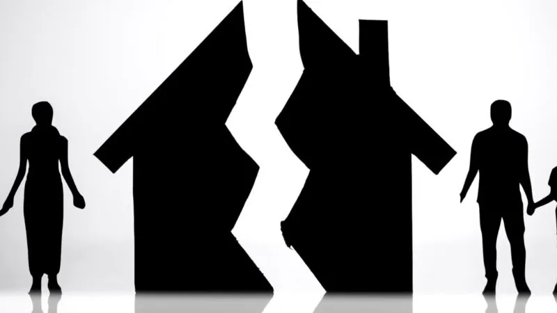 Numele după divorț a devenit un drept, nu o negociere. Camera Deputaților a adoptat proiectul de lege