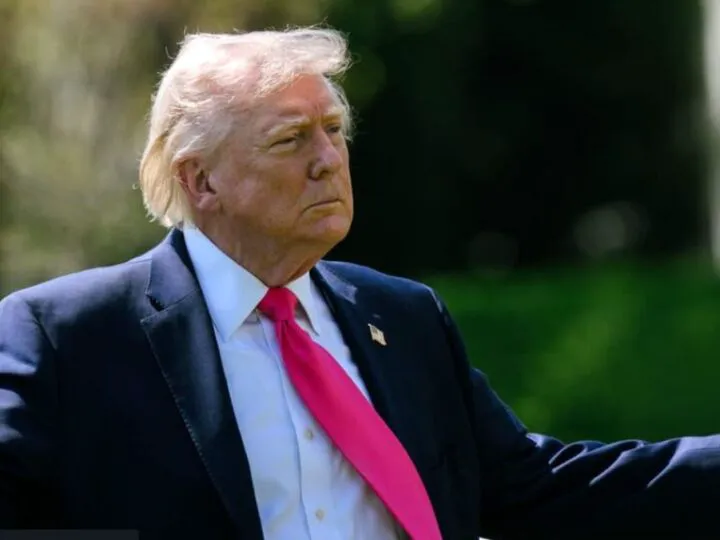 Donald Trump o ia pe urmele lui Bill Clinton. Blonda de 35 de ani a devenit nedespărțită de președinte