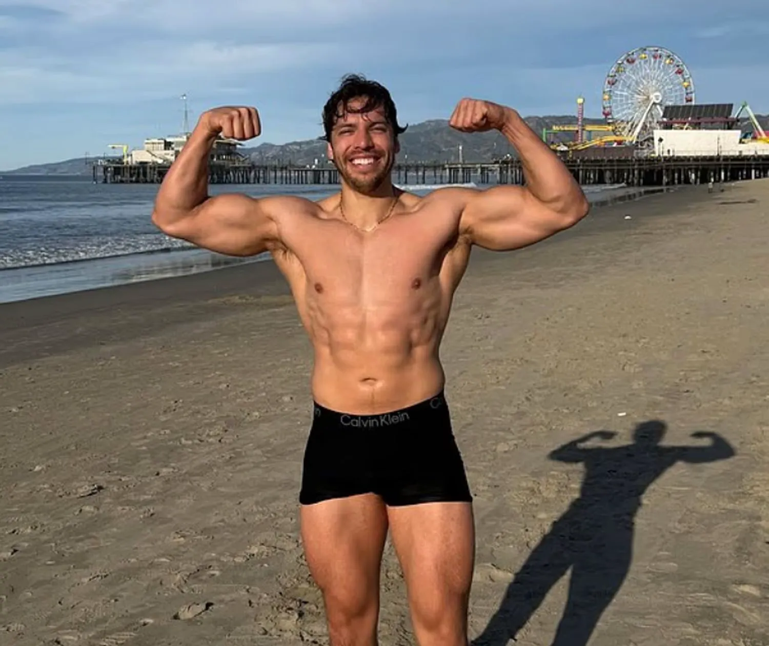 Fiul lui Arnold Schwarzenegger șochează cu noul look. Schimbare radicală în doar câțiva ani