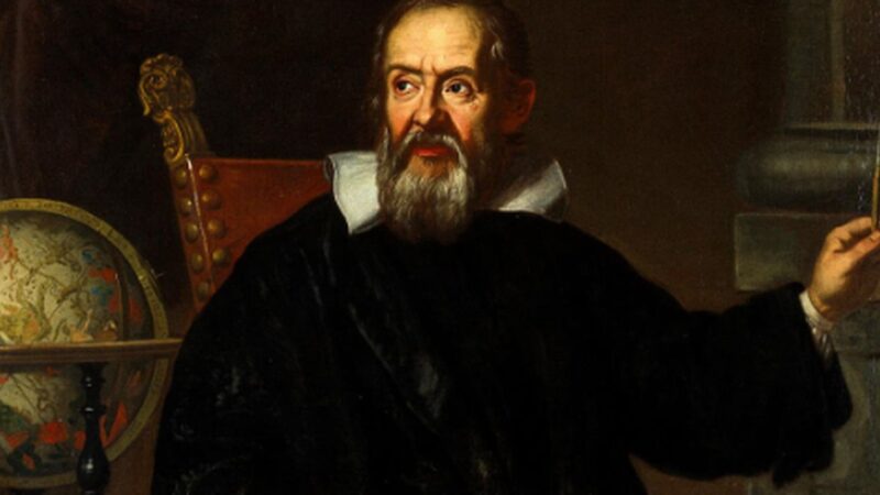 Bancuri. Profesorul: Cine a spus că Pământul se învârte? Elevul: Galileo Galilei. Continuarea e genială