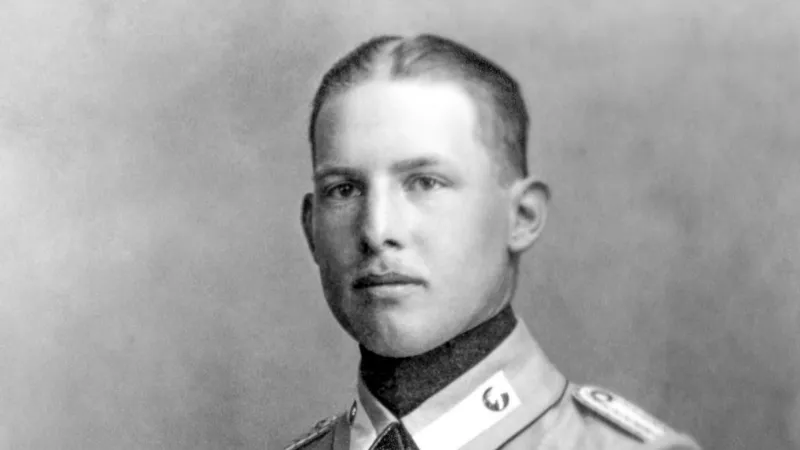 Regele mușcat de o maimuță. Moartea absurdă care a schimbat istoria Greciei