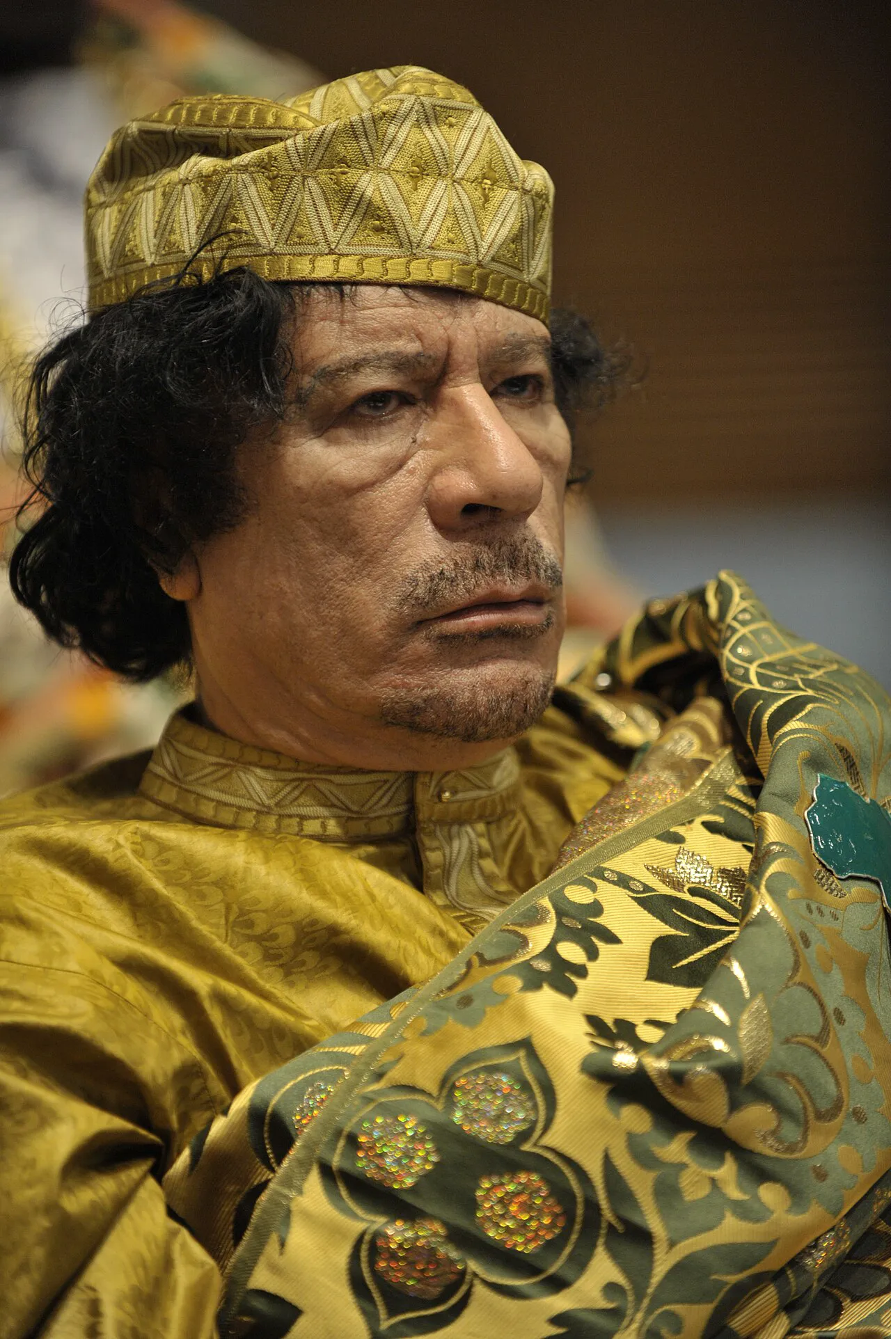 Muammar Gaddafi la summitul Uniunii Africane din 2009, la un an după întâlnirea controversată cu oficialul american. (foto: Wikipedia)