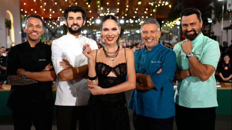 Irina Fodor dă startul bootcamp-ului la Chefi la cuțite. Concurenții vor fi surprinși cu o probă inedită