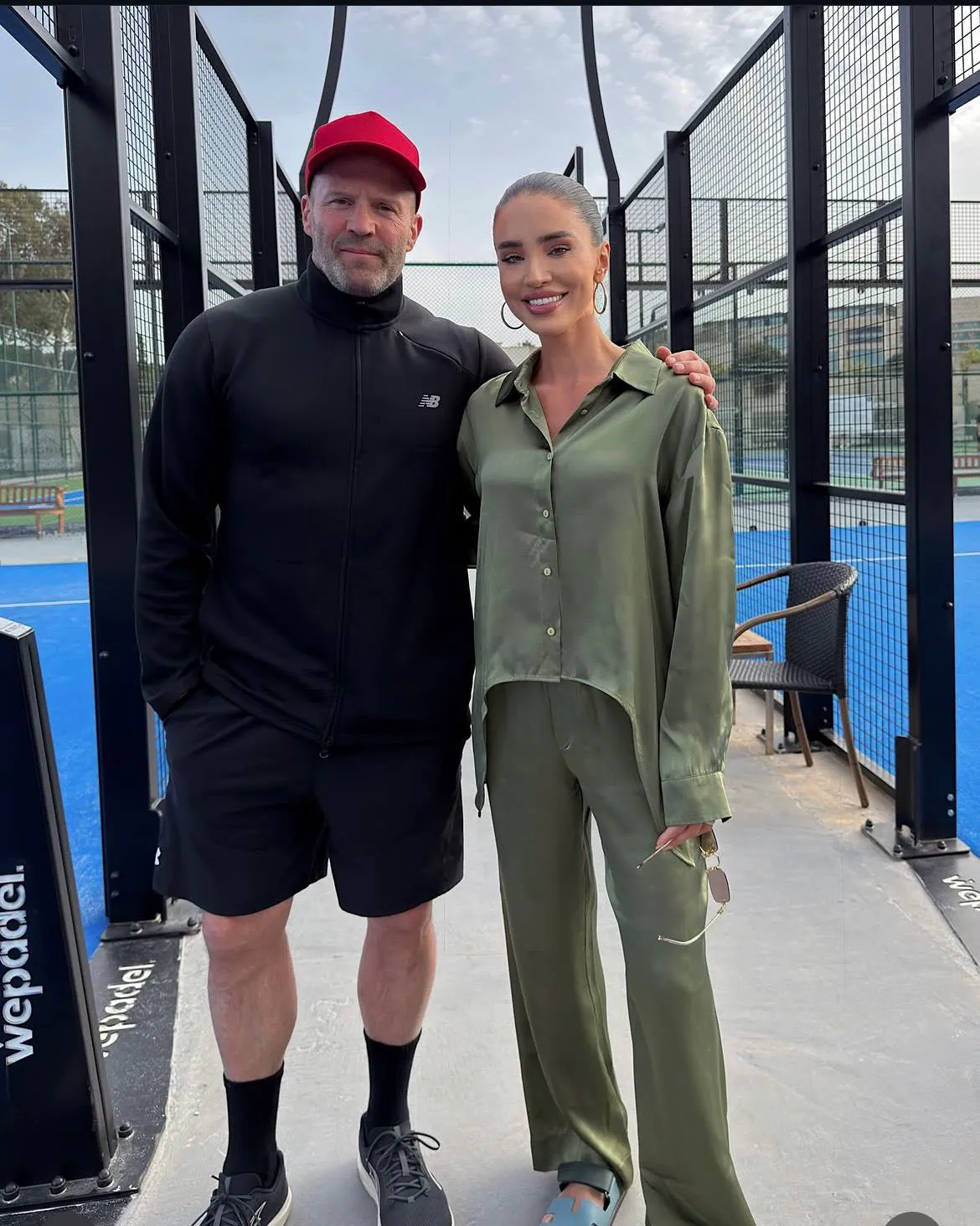 Adelina Pestrițu și Jason Statham, întâlnire surpriză în Antalya. Actorul, alături de Rosie Huntington-Whiteley și copii