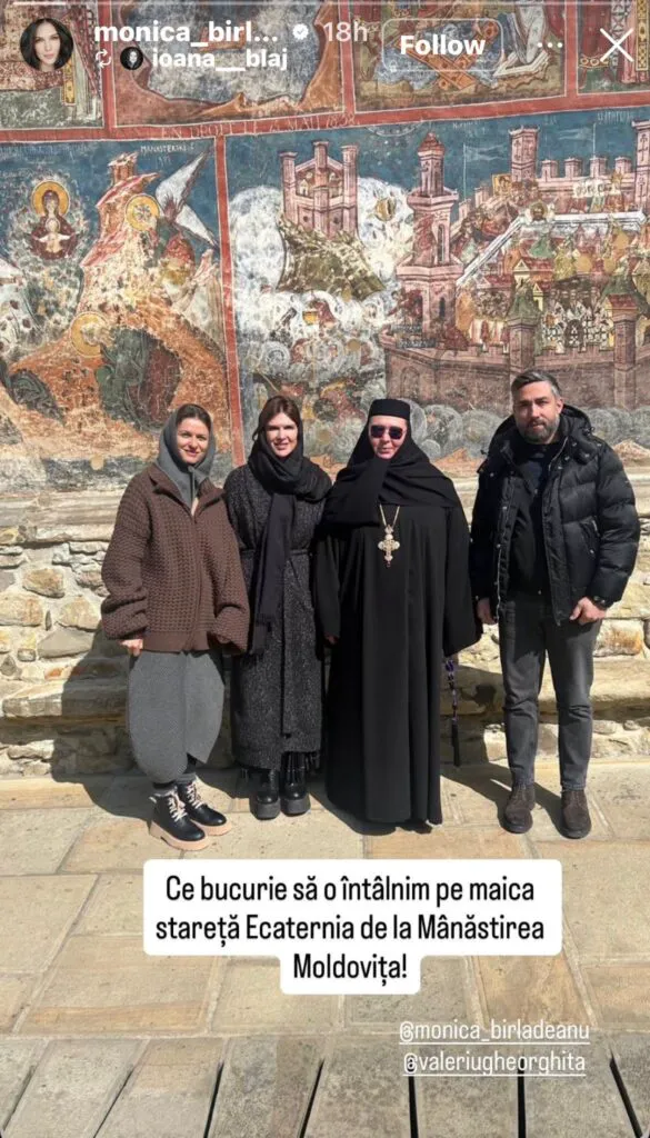 Întrebarea zilei: Cu cine a mers Monica Bîrlădeanu la racla Sfintei Parascheva? Imaginea a stârnit interes 4 Întrebarea zilei: Cu cine a mers Monica Bîrlădeanu la racla Sfintei Parascheva? Imaginea a stârnit interes