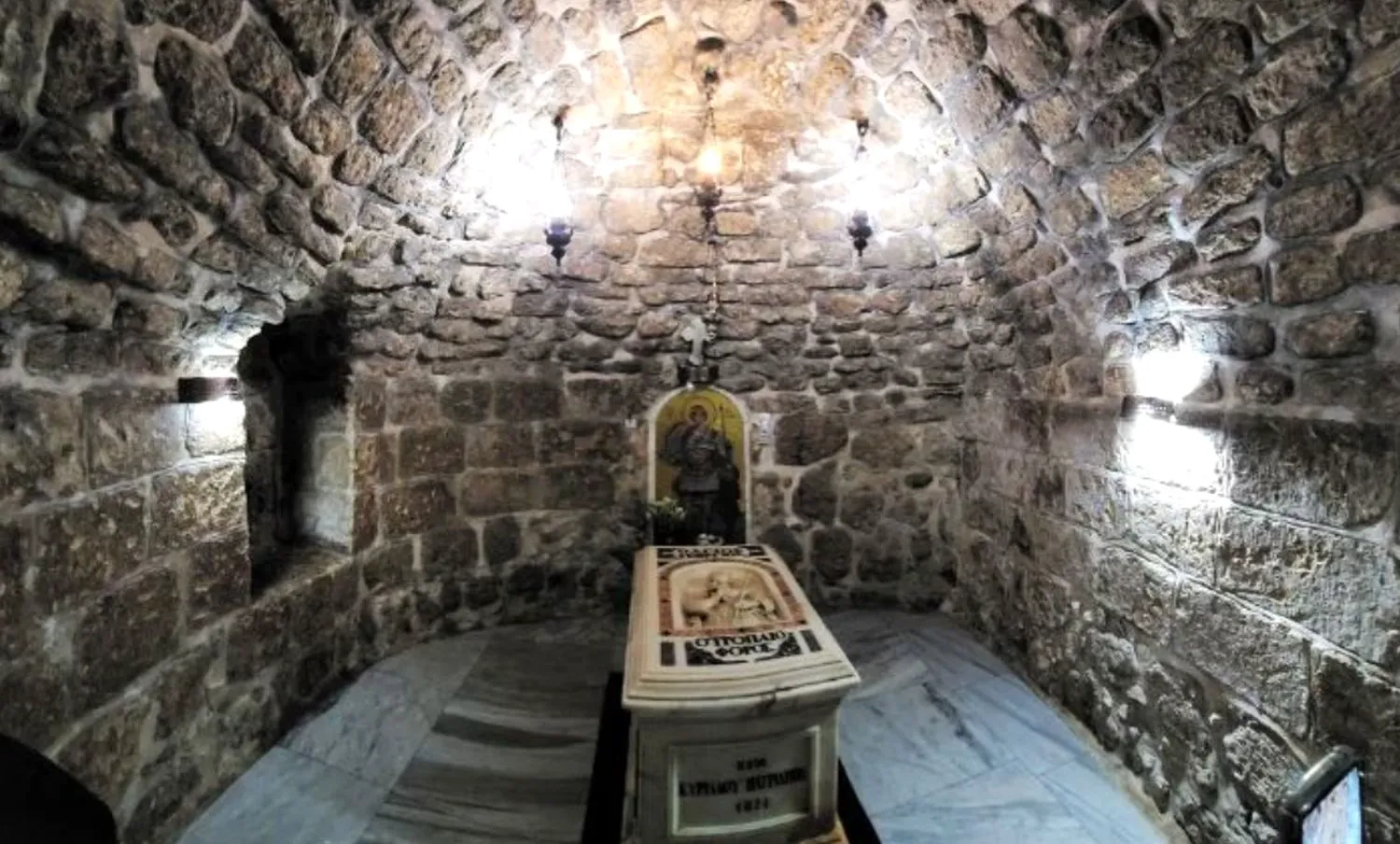 Biserica din Lida, locul care adăpostește lanțurile folosite pentru a-l lega pe Sfântul Gheorghe. Ritualul care schimbă viețile pelerinilor