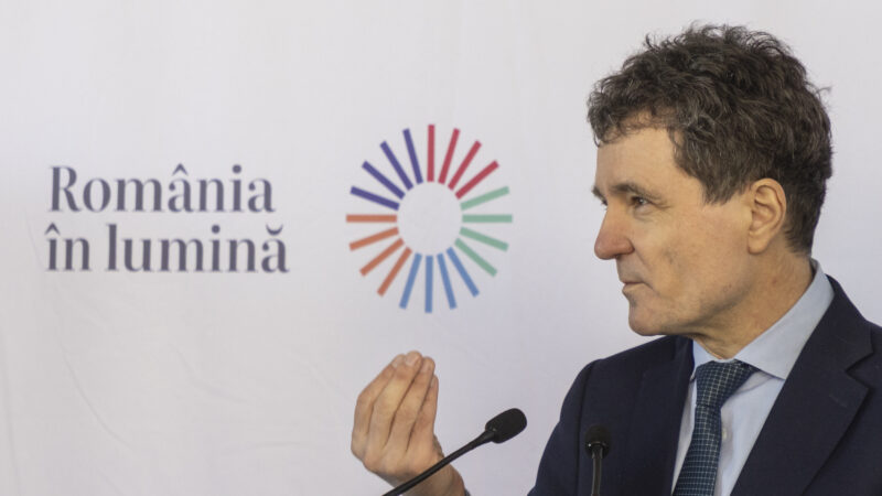 Desecretizarea achizițiilor Pfizer cerută de Nicușor Dan după pierderea procesului: „Trebuie să facem public tot”