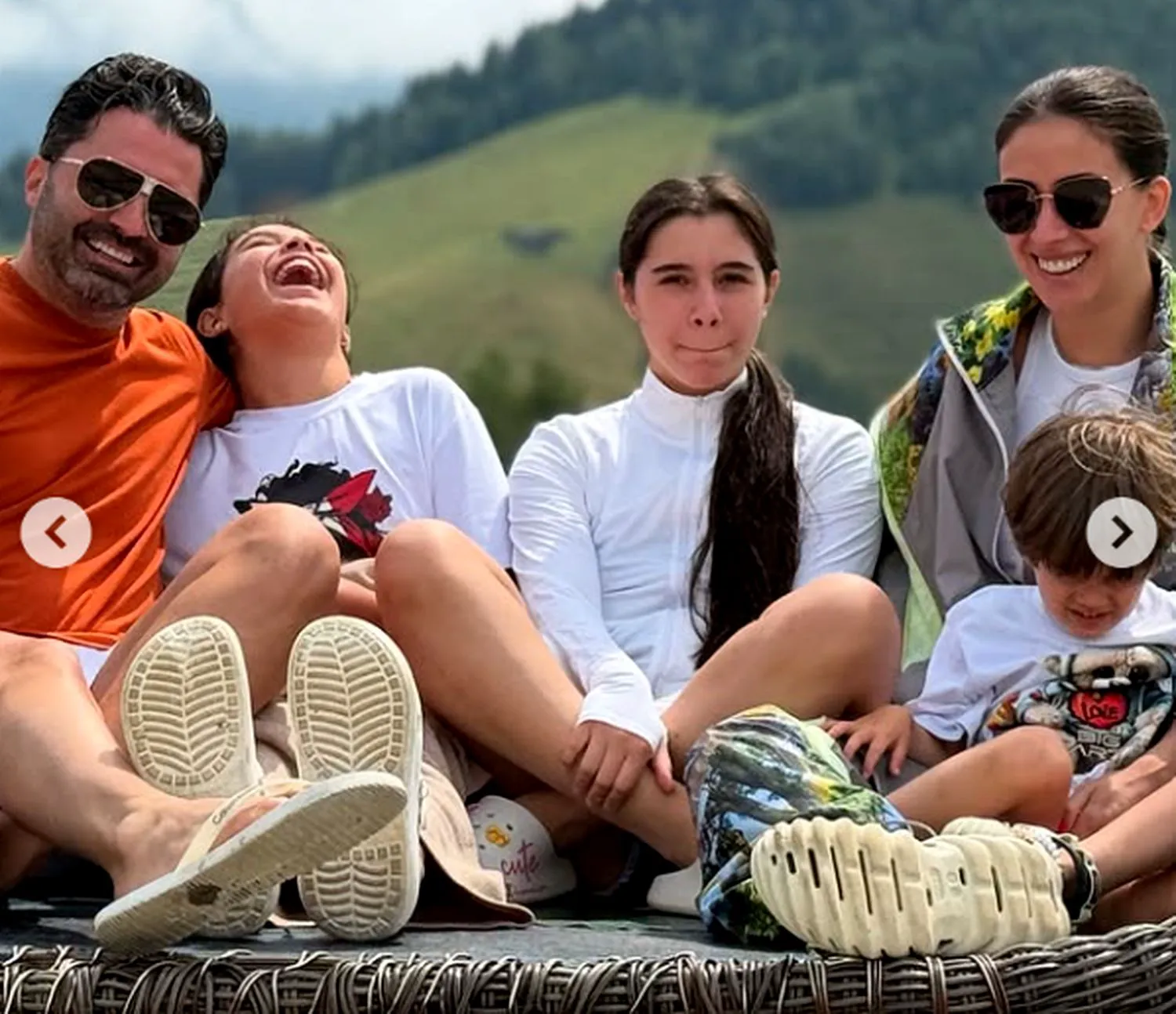 Pepe le-a spus copiilor că iepurașul de Paște nu există. Tradiția de la care familia artistului nu se abate niciodată