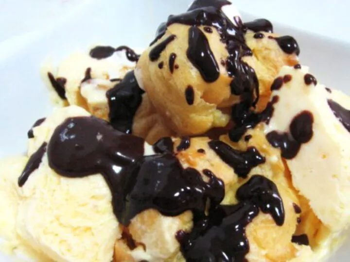 Celebra cofetărie Casata, locul unde Bucureștiul anilor ’70 își dădea întâlnire. Desertul legendă