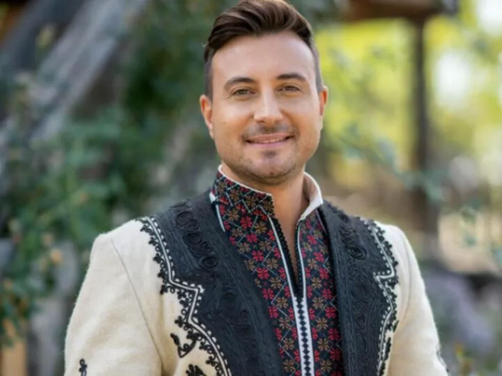 Valentin Sanfira, amintiri prețioase despre bunica care l-a învățat ce înseamnă credința. „Mi-a arătat cum să mă închin și să țin post”