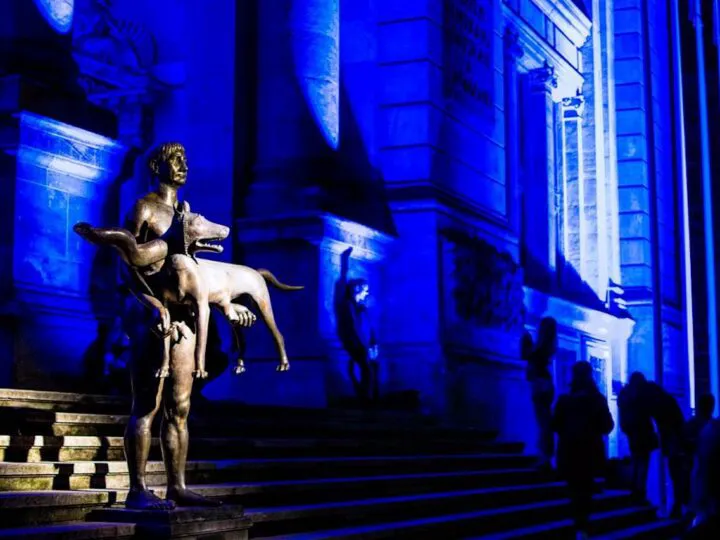 A fost descoperită controversata statuie cu Traian și lupoaica, dispărută din fața Muzeului de Istorie