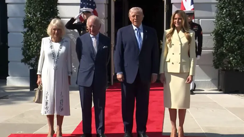 Regele Charles, vizită de stat la Casa Albă. Detaliul care a furat scena: broșa purtată de regina Camilla