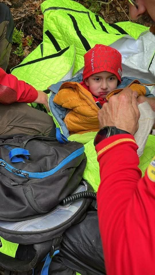 Copilul de 5 ani din Sibiu dispărut și găsit după două nopți în pădure, dovada unui miracol. A supraviețuit în condiții extreme - Cum a fost găsit