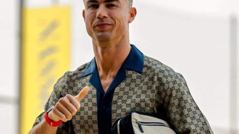 Cristiano Ronaldo, primul miliardar din istoria fotbalului. Are 40 de mașini de lux pe care nu le conduce