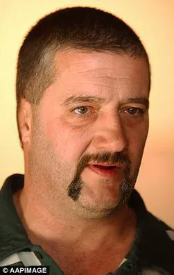 A terorizat Australia ani întregi, dar ce a făcut înainte să moară i-a șocat pe toți. Povestea criminalului Mark „Chopper” Read 2 Criminalul Mark Brandon "Chopper" Read (foto: Wikipedia)