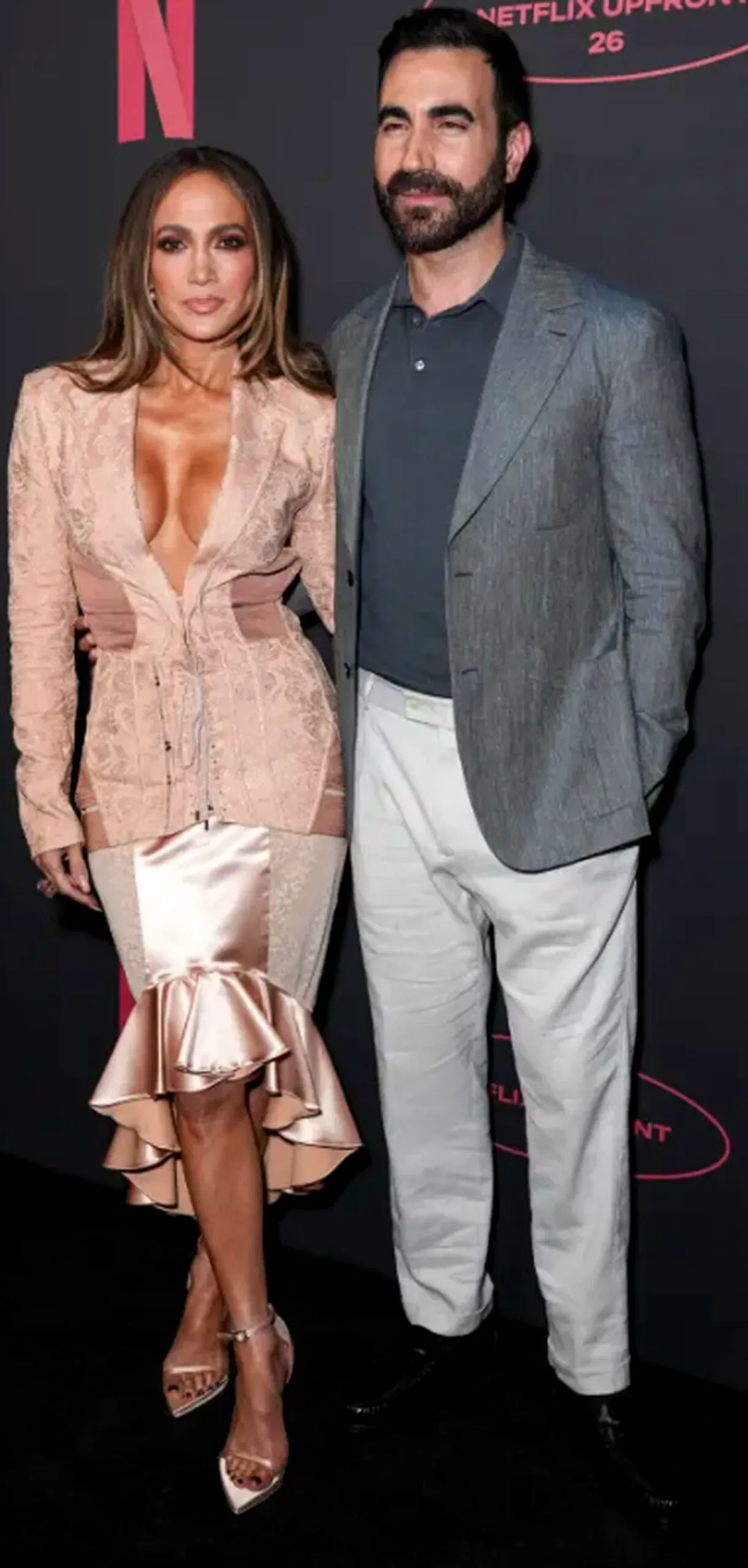 Jennifer Lopez și noua poveste de iubire care face valuri la Hollywood. Cine este bărbatul care i-a readus zâmbetul pe buze