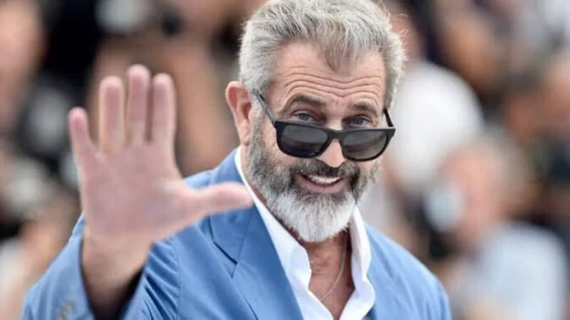 Mel Gibson, de neoprit! Scene romantice cu noua iubită în capitala Italiei