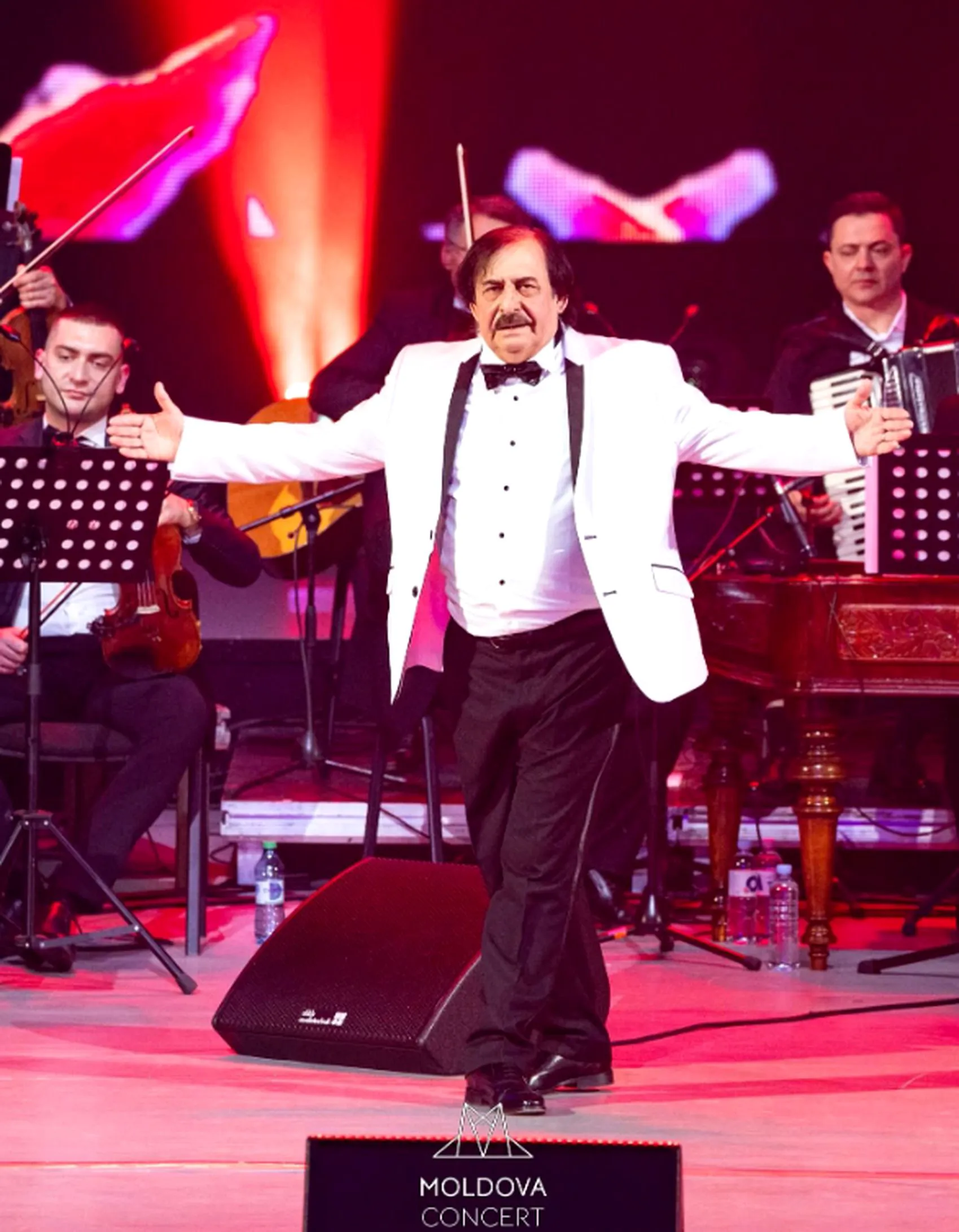 Nicolae Botgros, băiatul lui „Mitișor, băiatul dracului”. De ce i se spune magicianul cu ochii triști