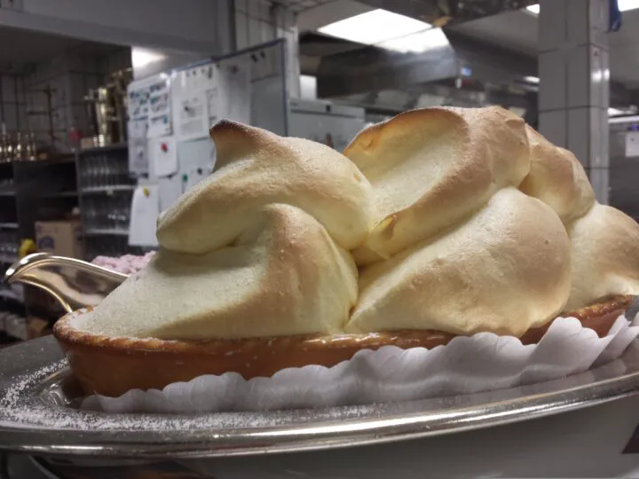 Găluște din Salzburg – desertul austriac pufos care cucerește mesele festive