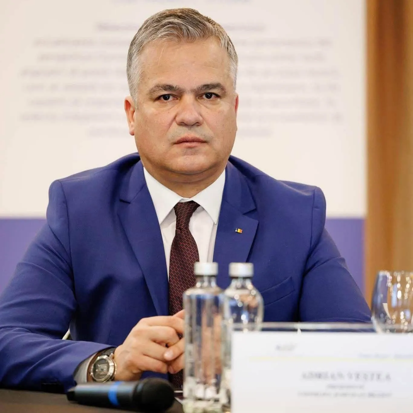 Serghei Mizil, reacție explozivă după ce Nicușor Dan a numit noul premier: „I-a făcut ca la barbut” 3 Serghei Mizil, reacție explozivă după ce Nicușor Dan a numit noul premier: „I-a făcut ca la barbut”