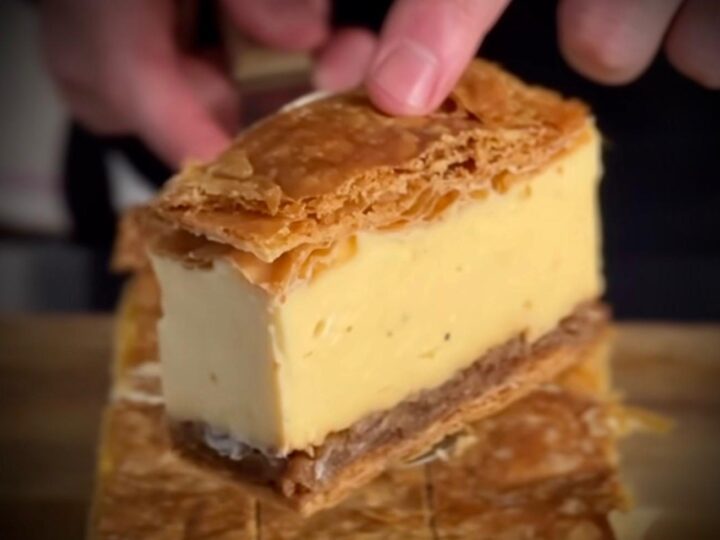 Aperitivul francez cu ceapă caramelizată care cucerește prin rafinament și savoare