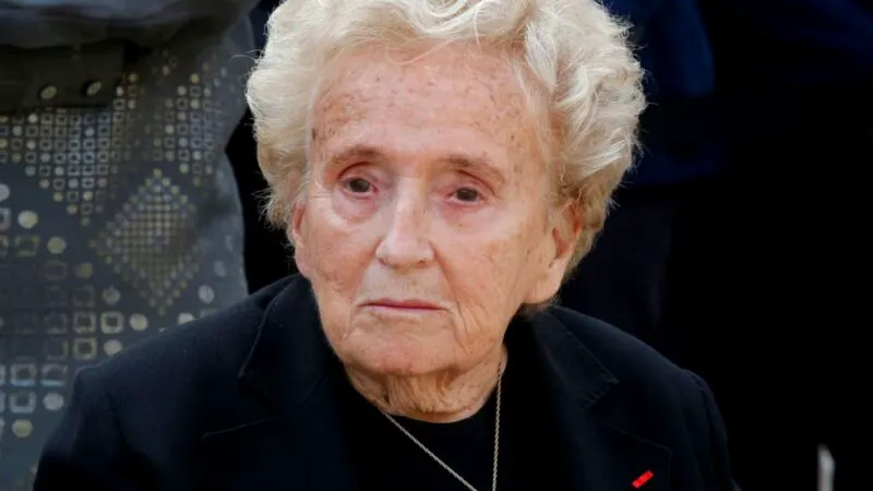 A murit prima doamnă a Franței, Bernadette Chirac. Povestea femeii de fier care a supraviețuit infidelităților soțului