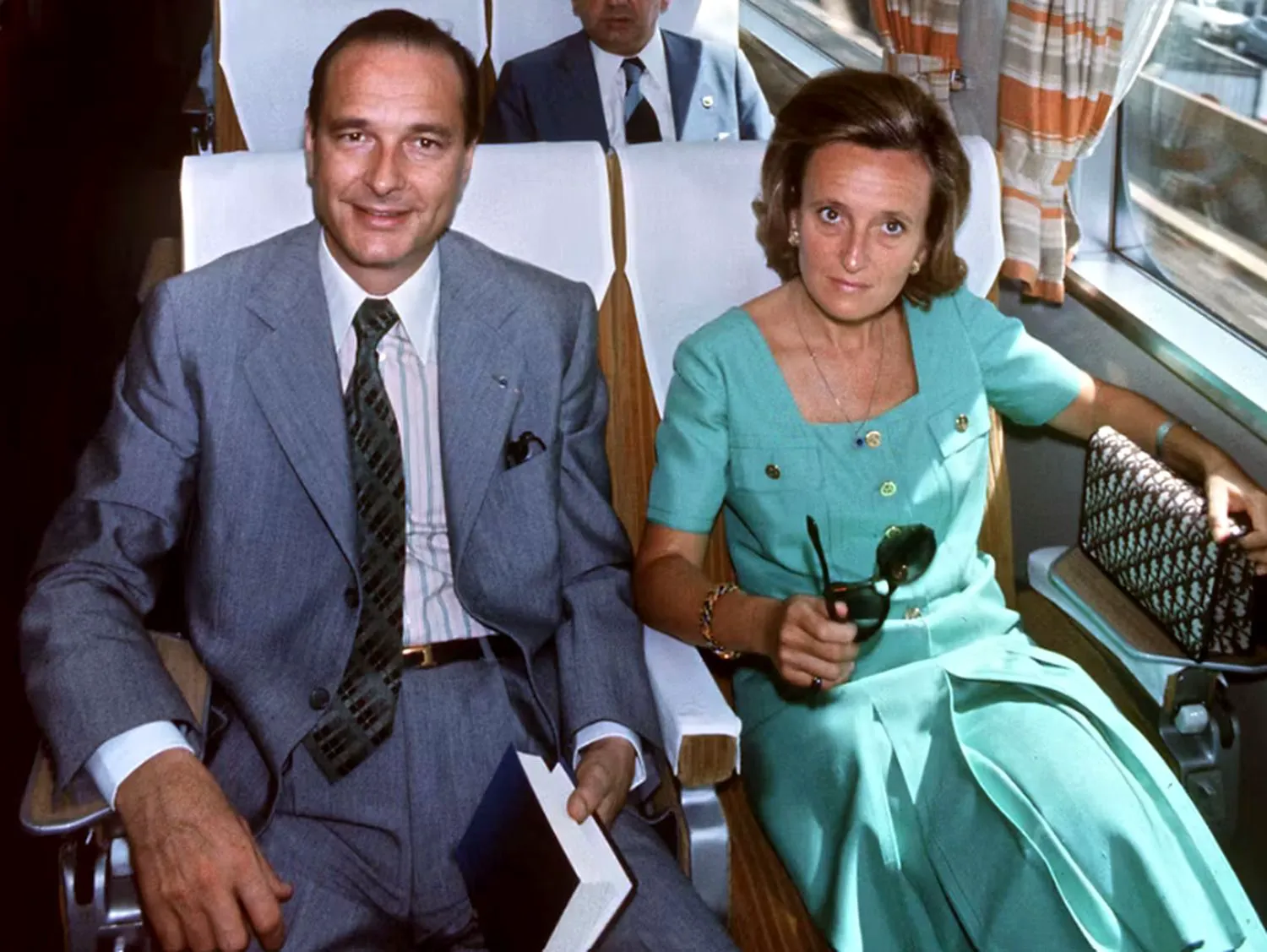 A murit prima doamnă a Franței, Bernadette Chirac. Povestea femeii de fier care a supraviețuit infidelităților soțului 2 A murit prima doamnă a Franței, Bernadette Chirac. Povestea femeii de fier care a supraviețuit infidelităților soțului și scandalului izbucnit după moartea prințesei Diana