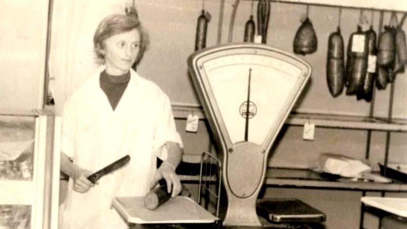 Parizerul radioactiv din comunism. Ce se întâmplă acum cu mezelul preferat al românilor