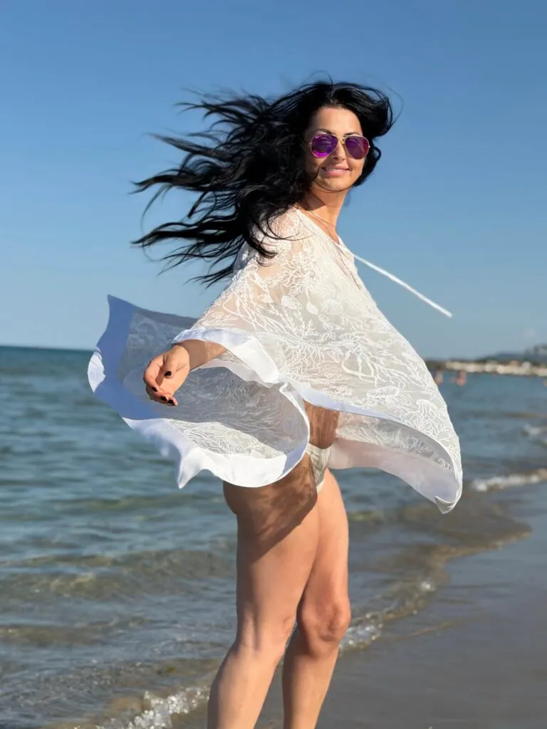 Gabriela Cristea a ajuns la mărimea S! E de nerecunoscut după tratamentul injectabil de slăbire