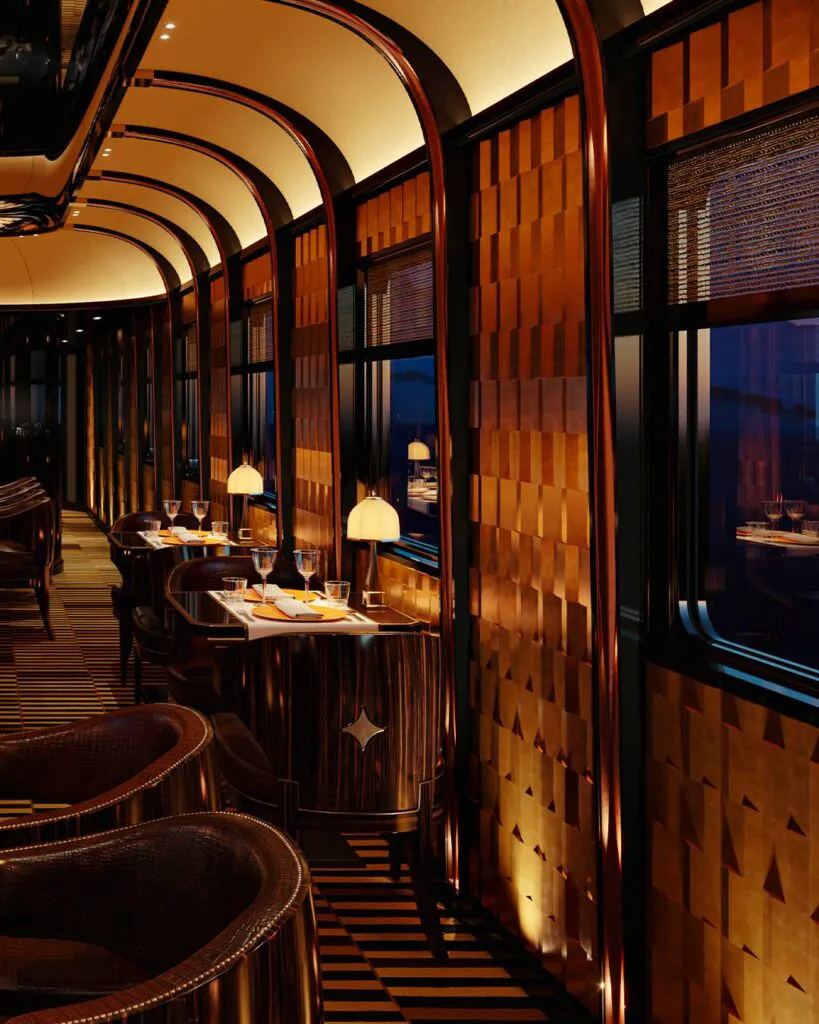 Orient Express 2026 traversează România. Cât costă călătoria cu trenul de lux al aristocraților 4 Orient Express 2026 traversează România. Cât costă călătoria cu trenul de lux al aristocraților