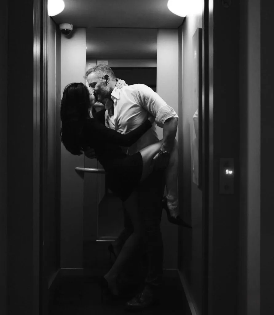 De pe marile scene ale Europei în mijlocul unui scandal la Opera din Brașov: „Am simțit că nu eram dorită”. Cine este Andreea Dell Uomo 4 De pe marile scene ale Europei în mijlocul unui scandal la Opera din Brașov: „Am simțit că nu eram dorită”. Cine este Andreea Dell Uomo
