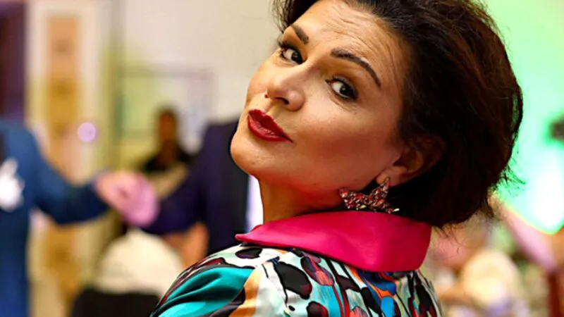 Cum s-a angajat Maria Buză ca „lăutăreasă” la celebra cârciumă Șarpele roșu. Ce rol a avut Lia Bugnar în poveste