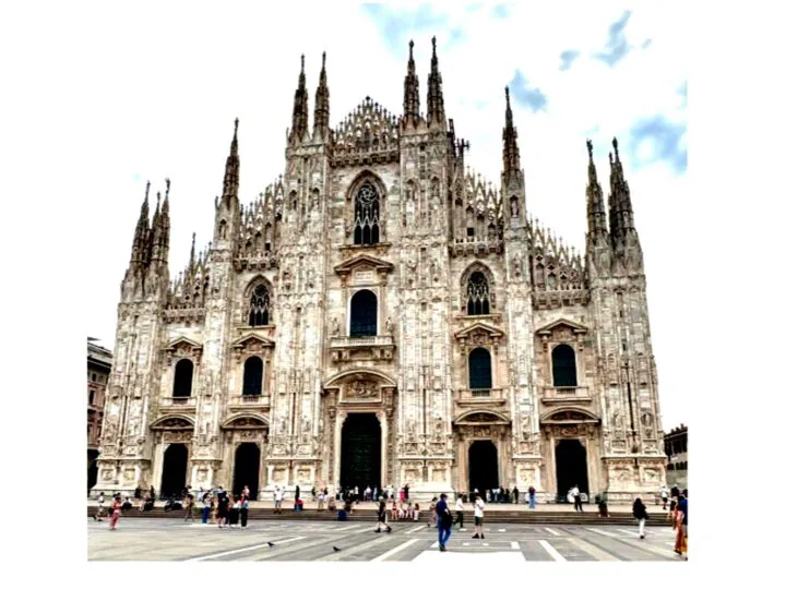 Ritualul secret de la Domul din Milano: norul uriaș care coboară din cer o dată pe an