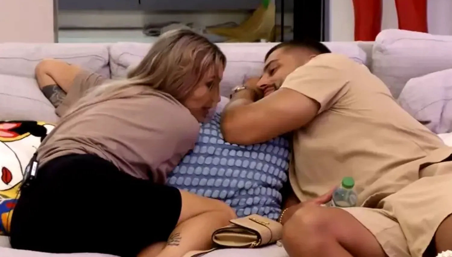 Ella și Teo de la Insula iubirii din nou împreună. Emoții maxime și mărturisiri în premieră