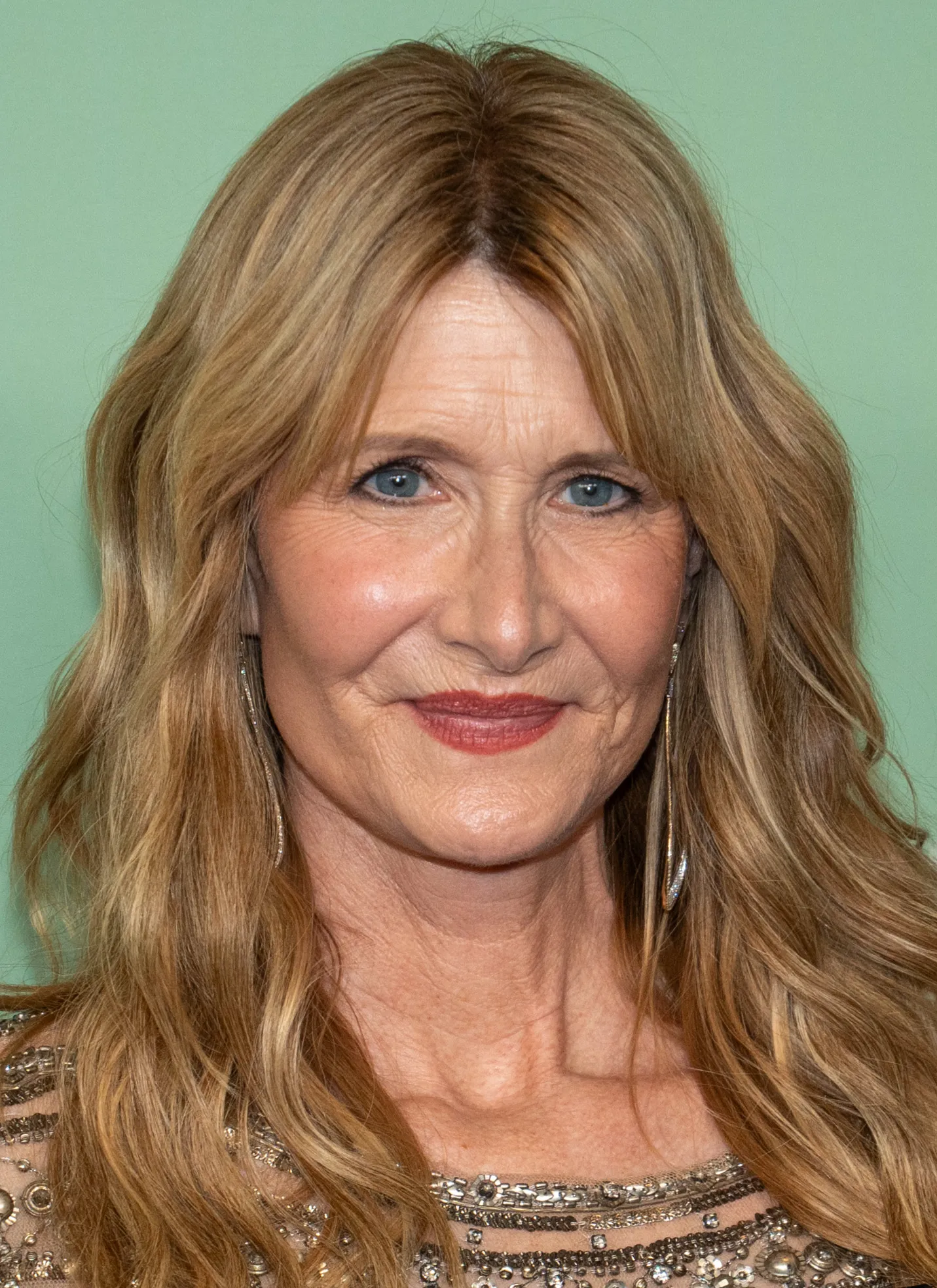 Laura Dern la cea de-a 63-a ediție a Festivalului de Film de la New York, desfășurată la Lincoln Center, în 2025, cu ocazia premierei filmului ,,Is This Thing On?" (foto: Wikipedia)