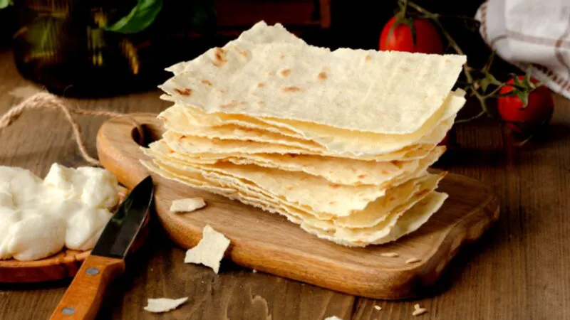 Pâinea păstorilor, cel mai vechi preparat culinar al Sardiniei. Rețeta datează de 3000 de ani