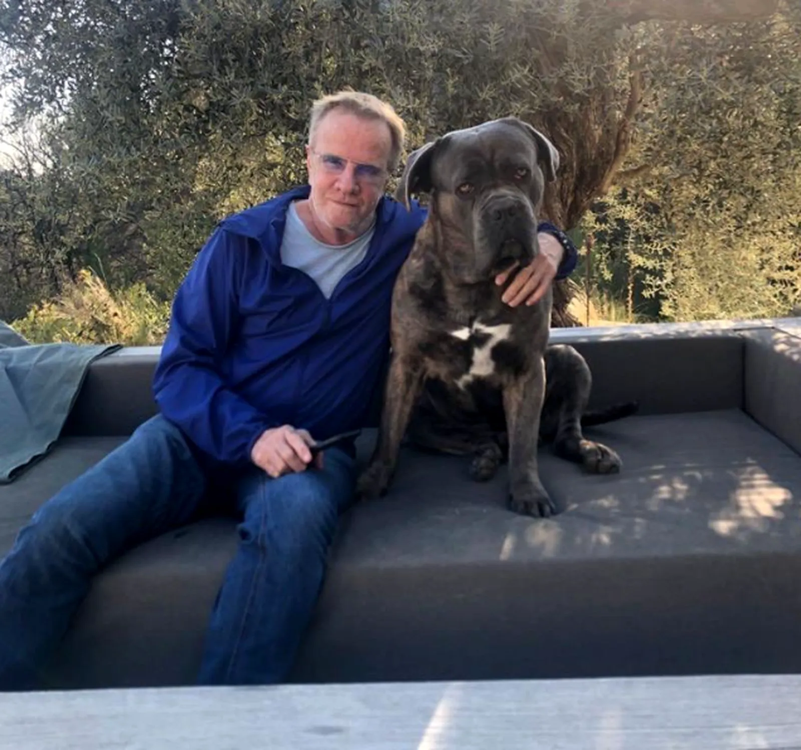 Actorul Christopher Lambert s-a prăbușit în fața fanilor. Anul trecut a căzut pe scările unui hotel